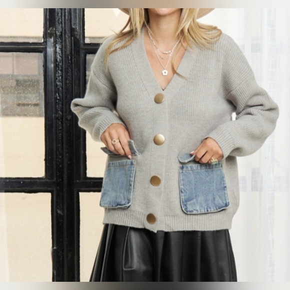 #459-058 SALE 🛑48 OS FINAL PRICE! Boho Big Gold Buttons Denim Pockets Cardigan - Picture 9 of 12